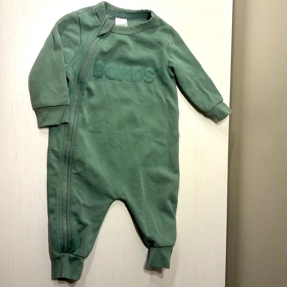 BONDS Wonderwarm onsie in Seafoam 3-6 months (fits generously)